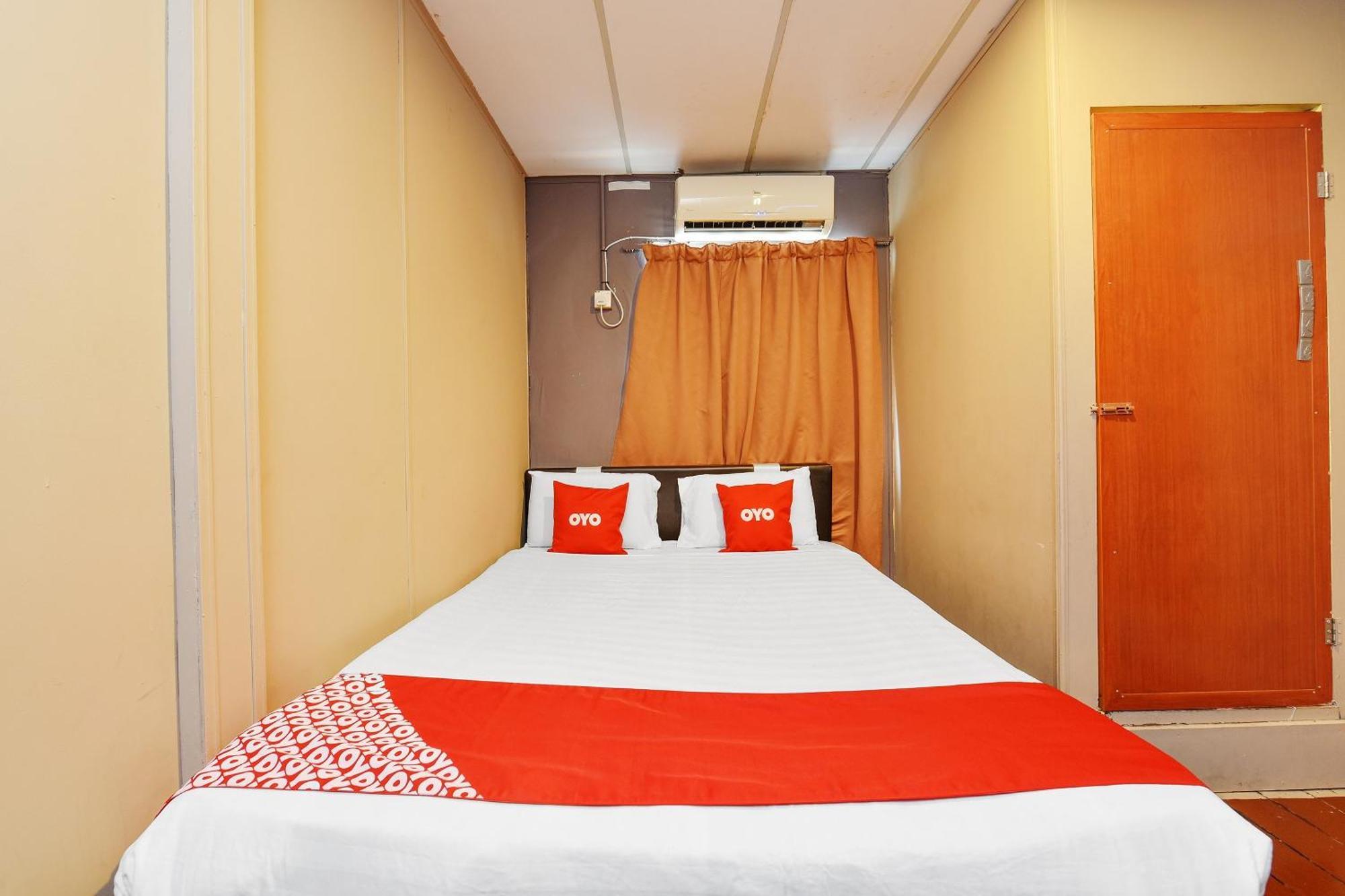 Oyo 90627 Pulau Ketam Inn กลัง ภายนอก รูปภาพ